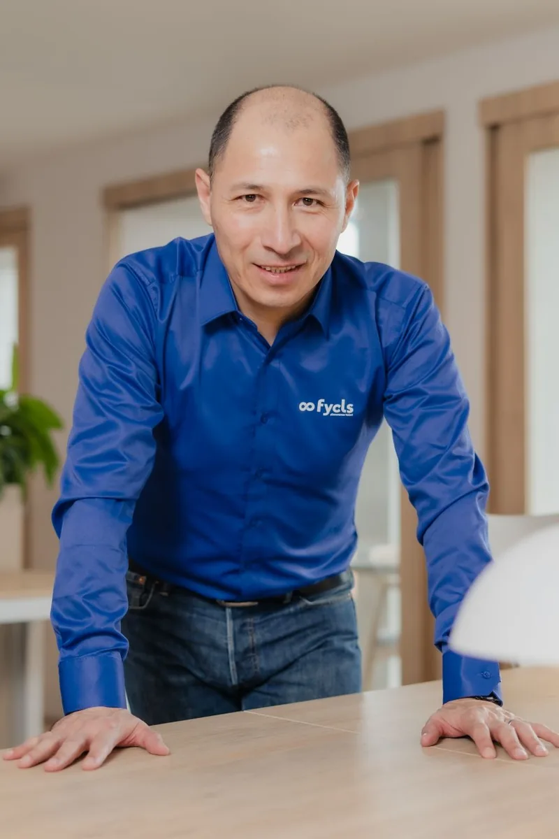 Equipo FYCLS: CEO - Fundador